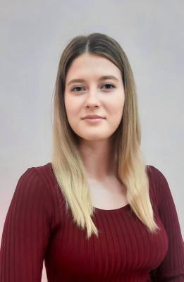 Учитель-логопед Харланова Карина Геннадьевна Учитель-логопед Харланова Карина Геннадьевна